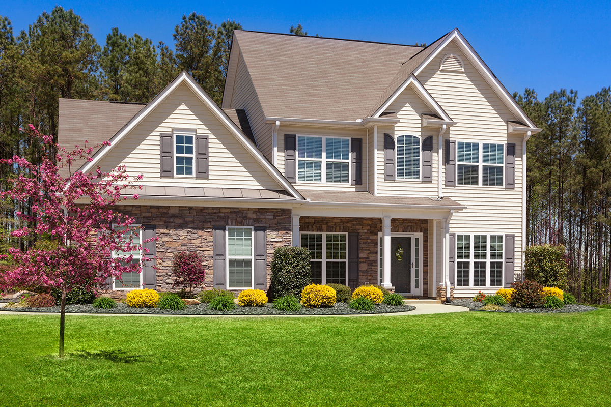 Is 2025 the Right Time to Sell in Nesconset or Should You Wait?